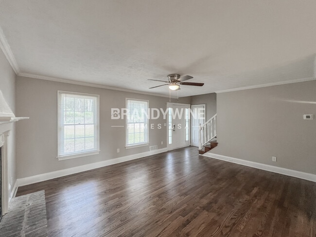 Photo - 916 S Deshon Rd