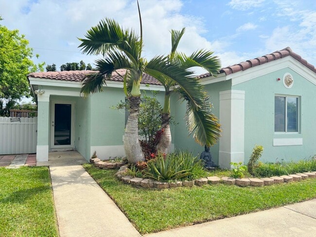 Photo - 10611 SW 170th Ter
