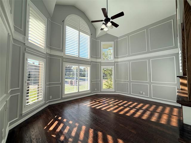 Photo - 2324 Heatherdale Dr