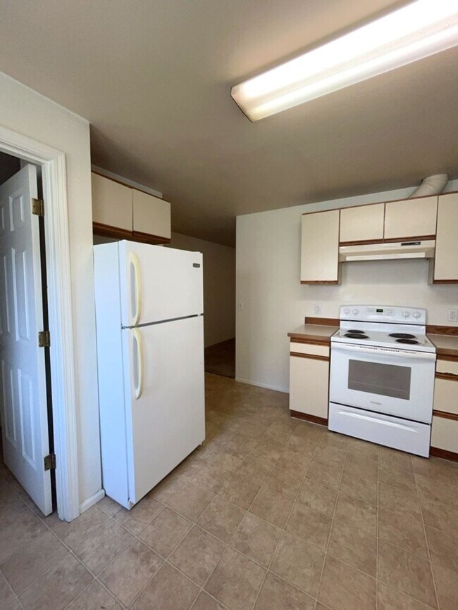 Photo - 2521 Yew St Unit 2521