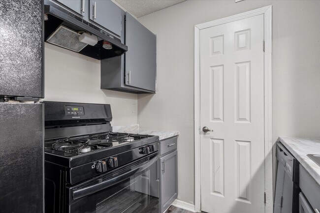 Photo - Willow Park Apartments