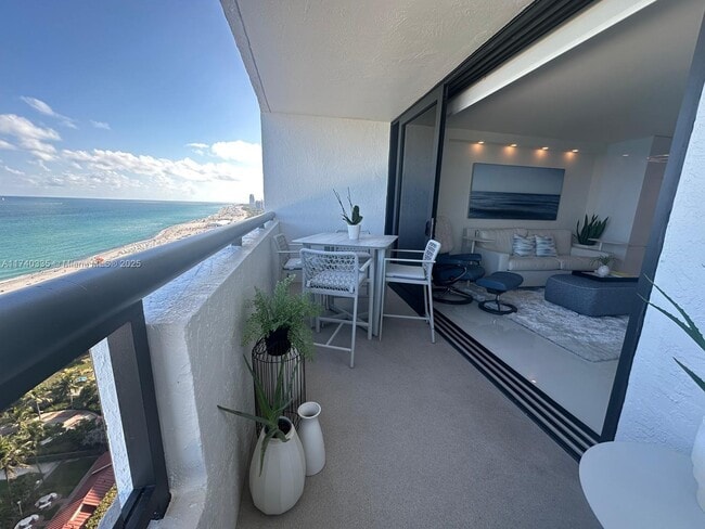 Photo - 2555 Collins Ave Unit 1907