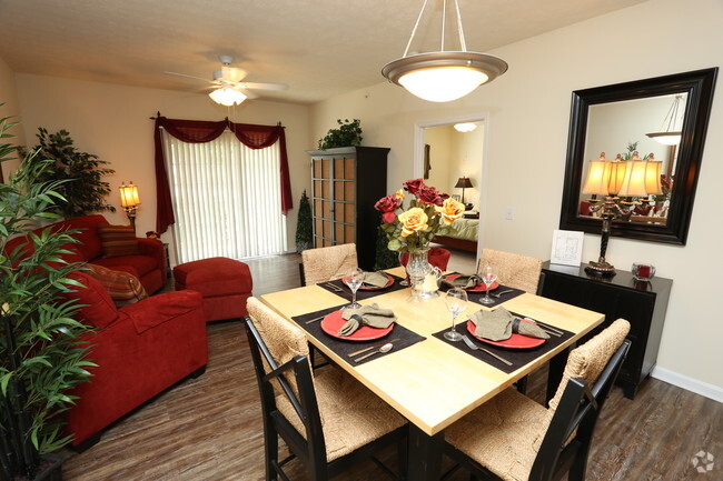 Interior Photo - Blankenbaker Crossings Apartments