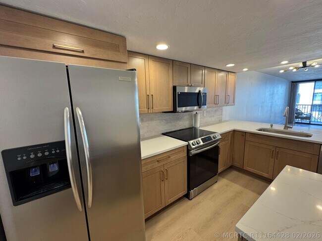 Photo - 12 Royal Palm Way Unit 2050