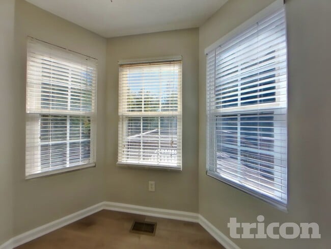 Photo - 7020 Cedar Ct