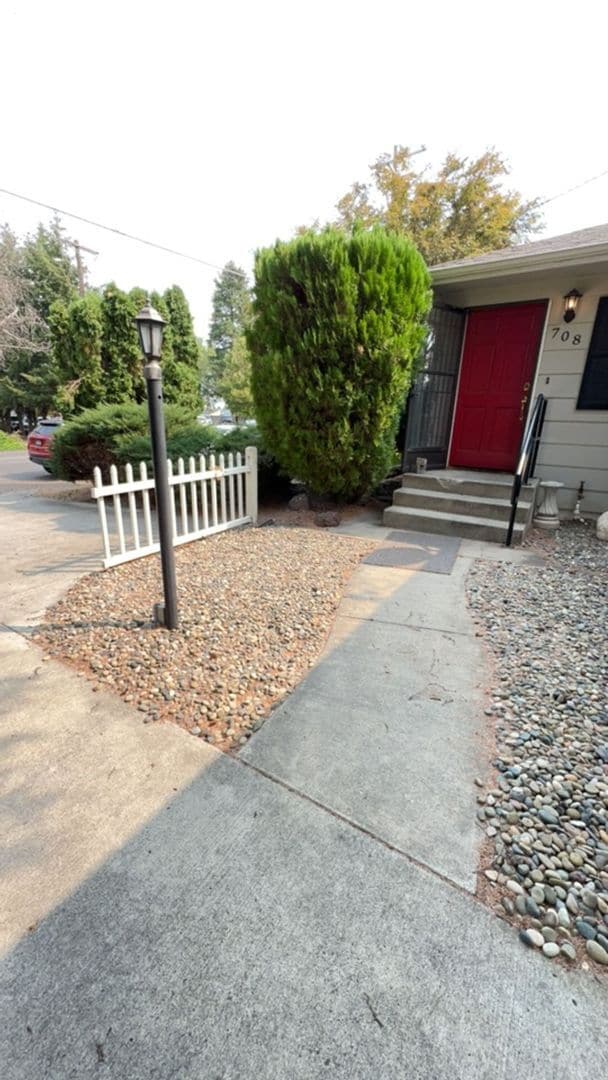 Photo - Large 4 Bedroom Orchards Home with private...