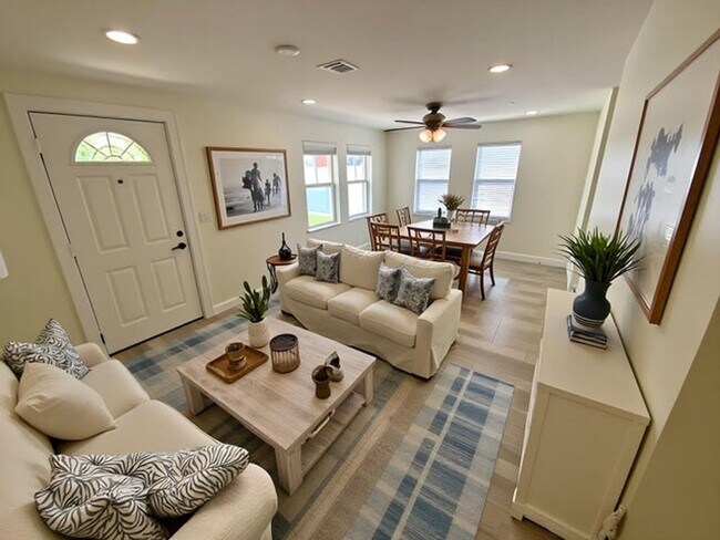 Photo - 126 N Palmway