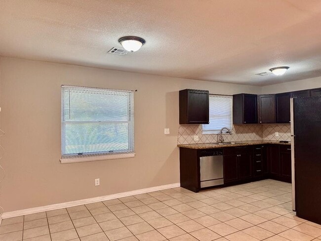 Photo - 2029 NW 46th St