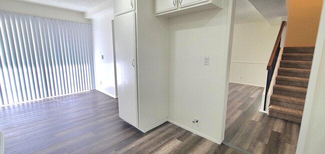 Photo - Townhome - 3 bedrooms + 2.5 bathrooms.  AV...