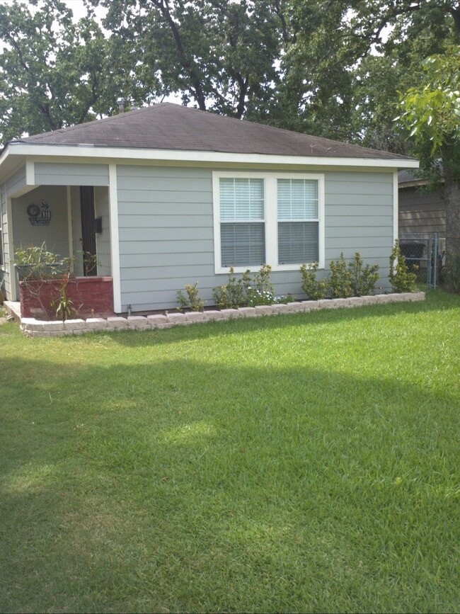 Building Photo - 919 Oak Meadows St Rental