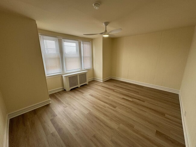 Photo - 1739 Roselyn St Unit 2ND FLOOR