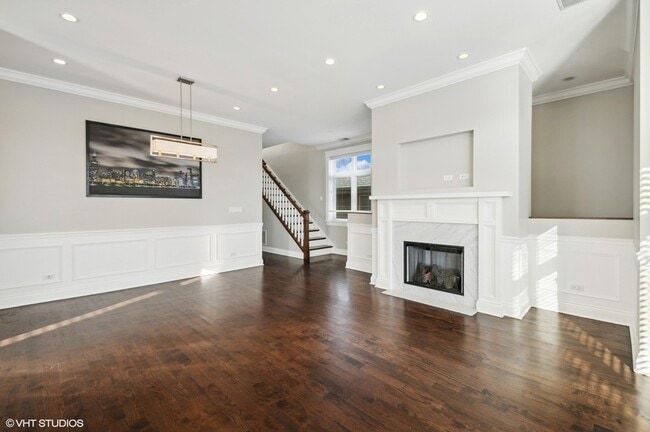 Photo - 3518 N Wilton Ave Unit 4