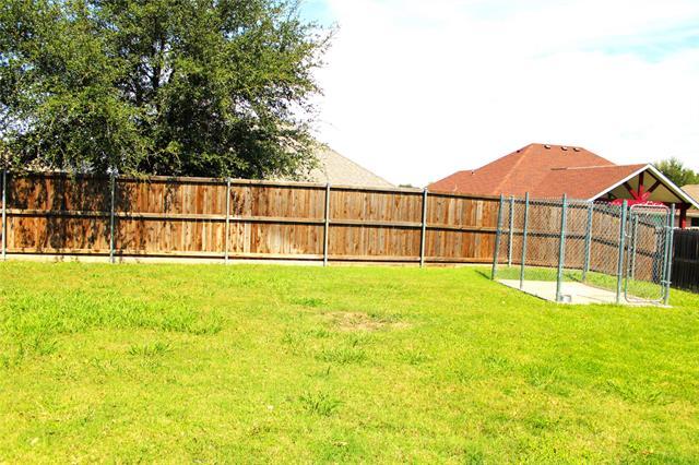 Photo - 118 Scarlet View