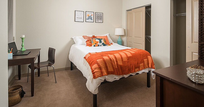 Model-Bedroom-01-13th-and-Olive-Eugene-OR - 13th & Olive Apartments