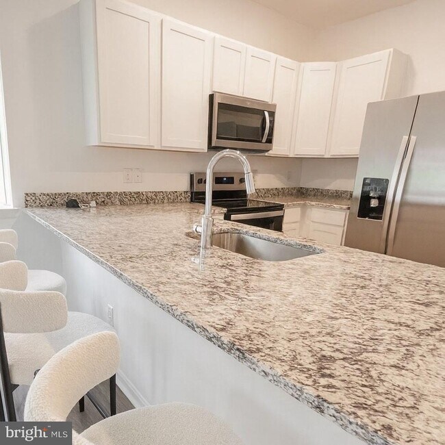 Photo - 229 Caterpillar Dr
