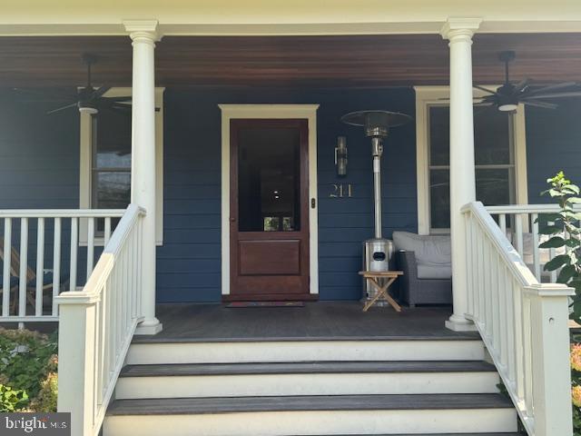 Photo - 214 W Redman Ave