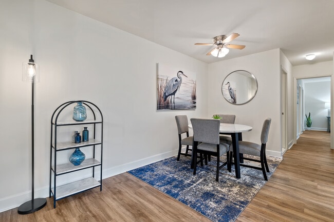 Woodsdale Apartments