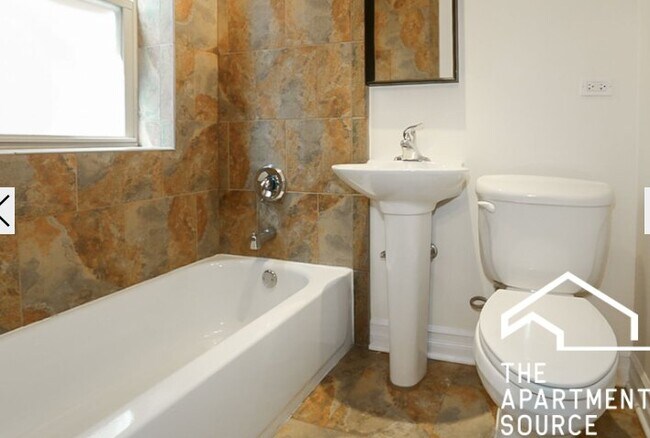 Photo - 3816 N Sheffield Ave Unit 3