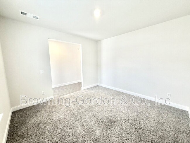 Photo - 7118 Evans Hl Wy