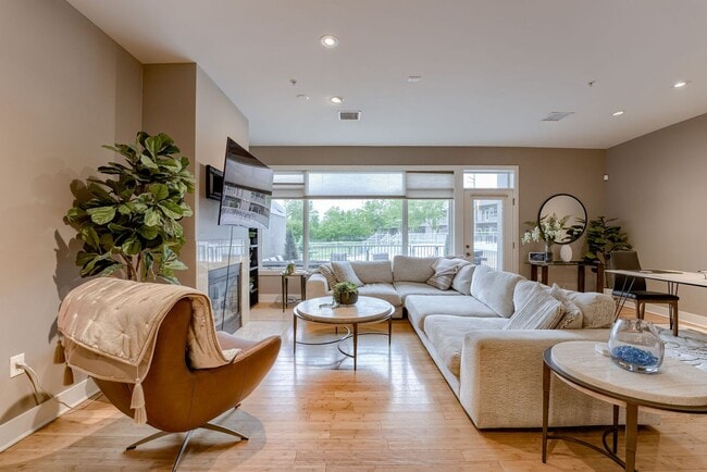 Photo - Prime Downtown 2-Bedroom Condo Steps from the Old Market!!