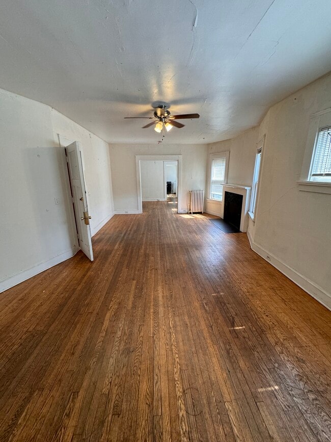 Photo - 115 E Gorham St