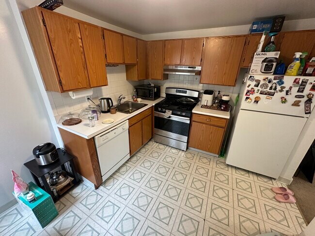 Photo - 20 Colborne Rd