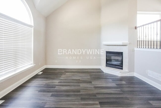 Photo - 18709 E 10th Terrace Ct N