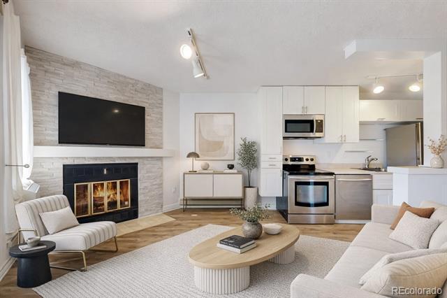 Photo - 1934 18th St Unit 8