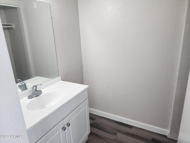 Photo - 4301 N 24th St Unit 0