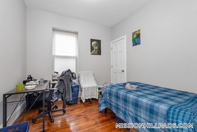 Photo - 16 Sewall St Unit 2