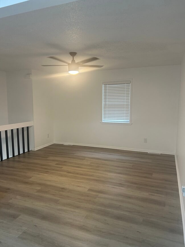 Photo - 3803 NE Colonial Dr