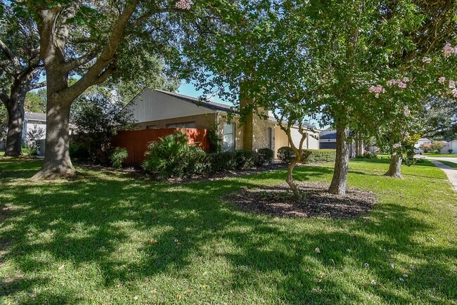 Photo - 1918 Liberty Point Ln