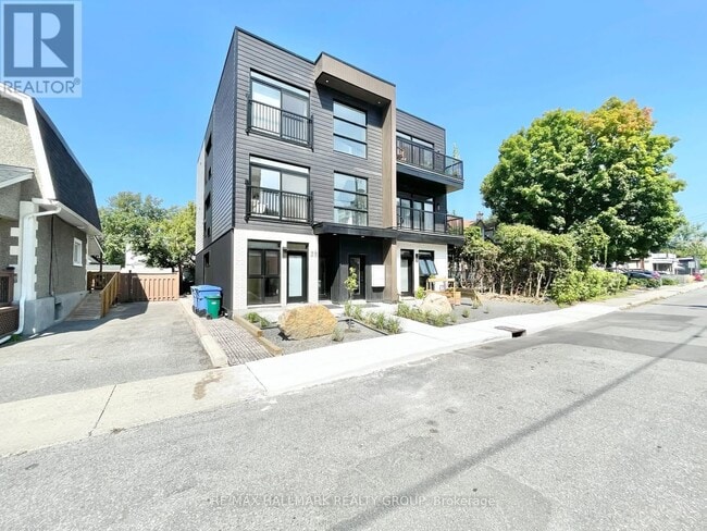 Photo - 25 Grant St Unit 101