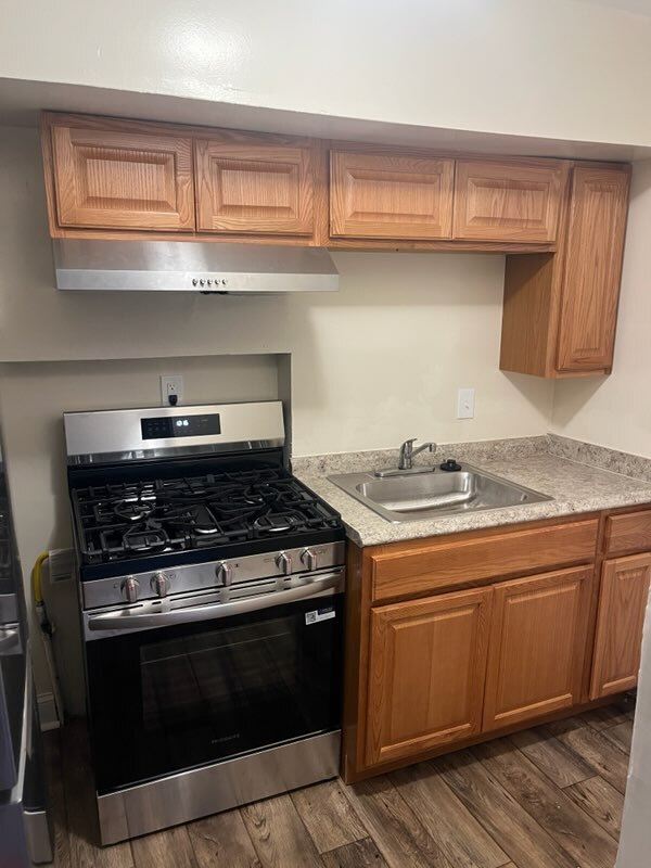 Photo - 3426 Baker St NE