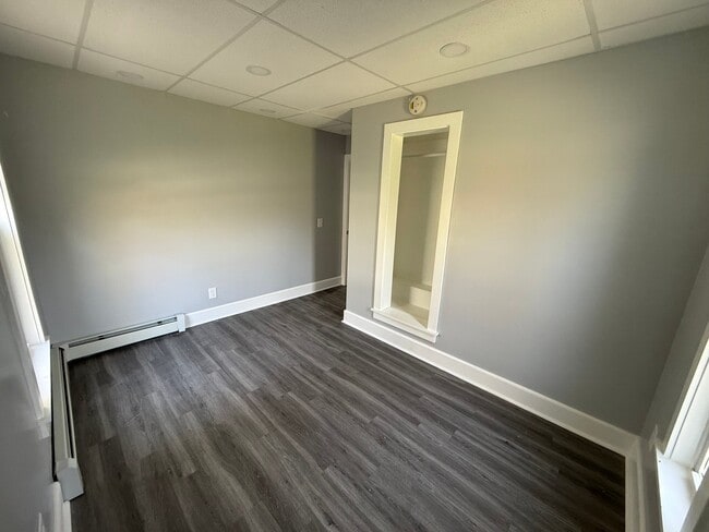 Photo - 168 Elm St Unit 1