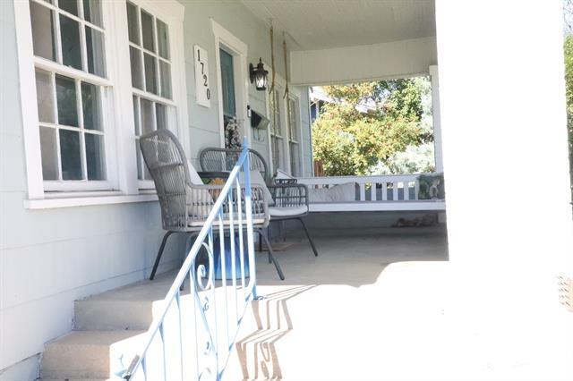 Photo - 1720 Belle Pl