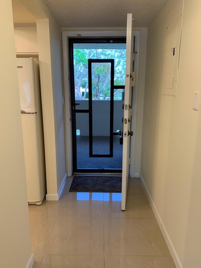 Photo - 3212 Strawflower Way Unit 204