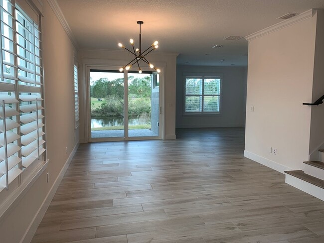 Photo - End Unit 3 bedroom Townhome