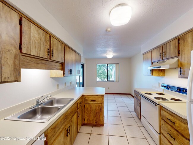 Photo - 9017 Manchester Ln Unit 21e