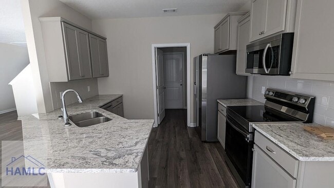 Photo - 222 Courage Wy