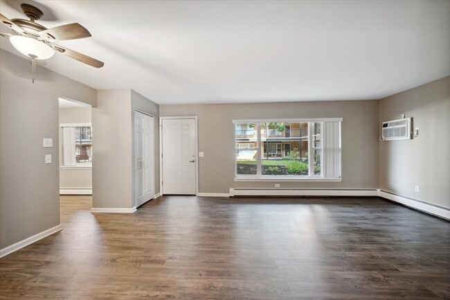 Photo - River Birch Village