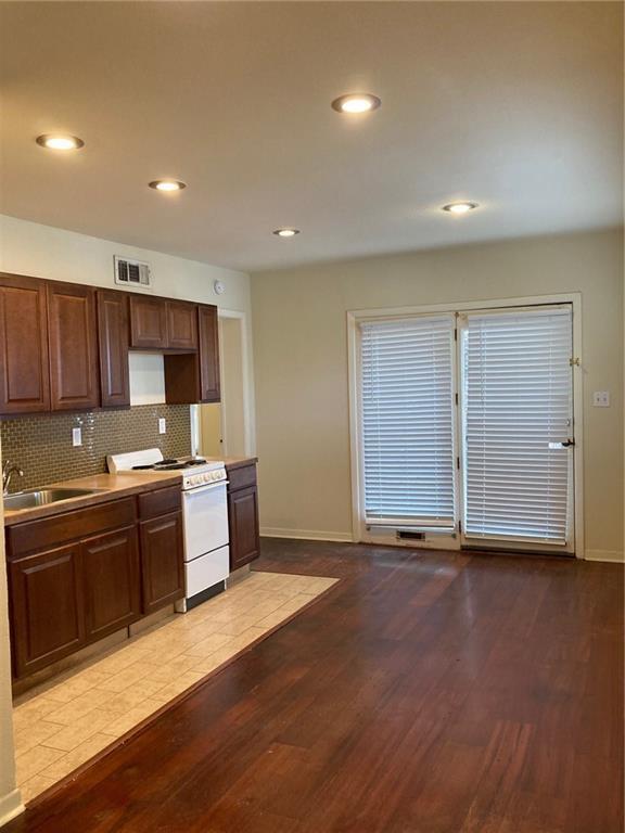 Photo - 2703 Swisher St Unit 100a