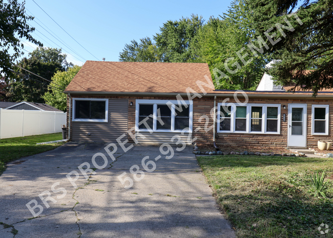 Building Photo - Remodeled Duplex with 2 bedroom 2 full bat... Rental