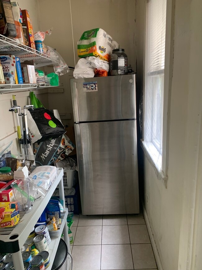 34 Cherokee St Unit 2