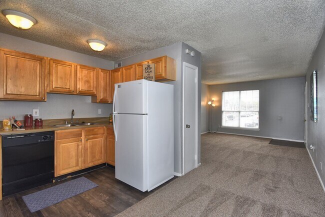 Photo - Heatherstone Apartments