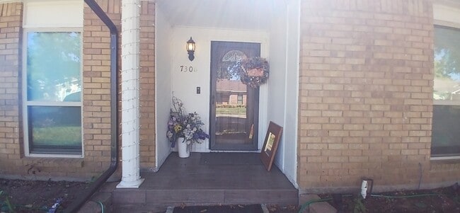 Photo - Move-In Ready Dallas Gem — 4 Bedrooms, 2 L...