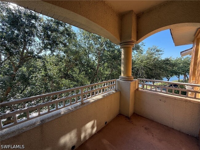 Building Photo - 3973 Pomodoro Cir Unit 303