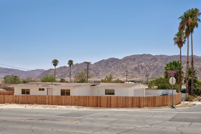 Photo - 71897 Sunnyslope Dr