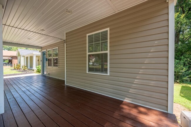 Photo - (Coming Soon) Renovated Home just minutes from Uptown!