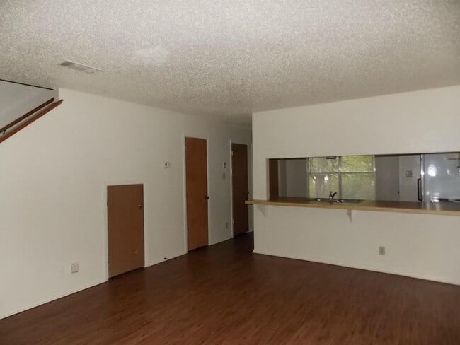 3308 Dunliegh Dr Unit B